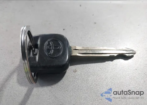 2003 Toyota Matrix Xr from USA, damaged, VIN 2T1LR32EX3C141116